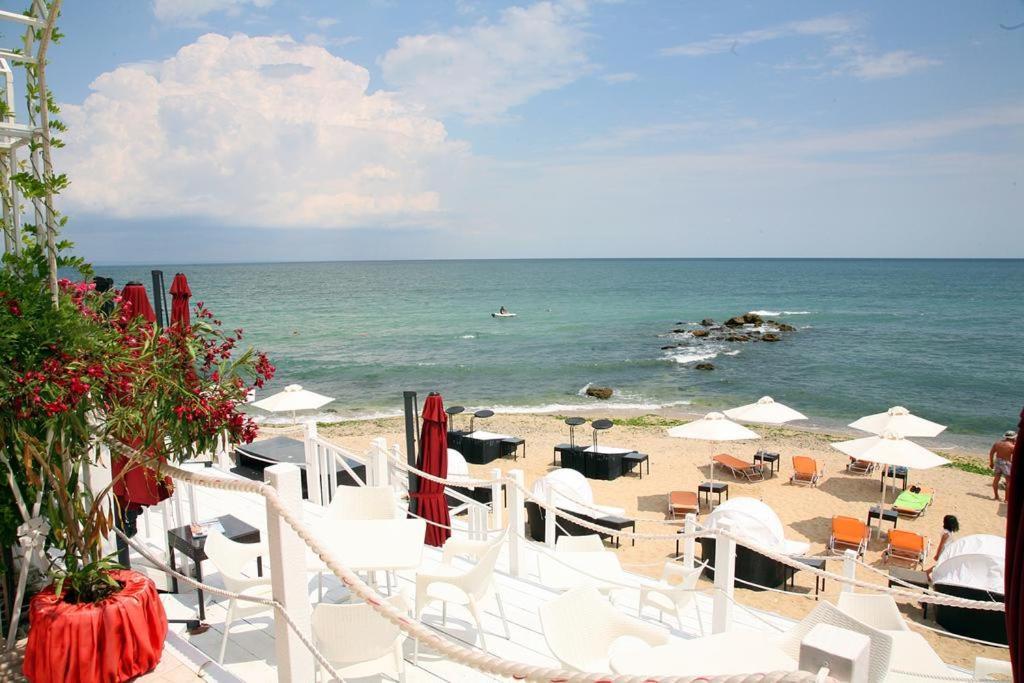 La Mer Residence Aranyhomok Kültér fotó